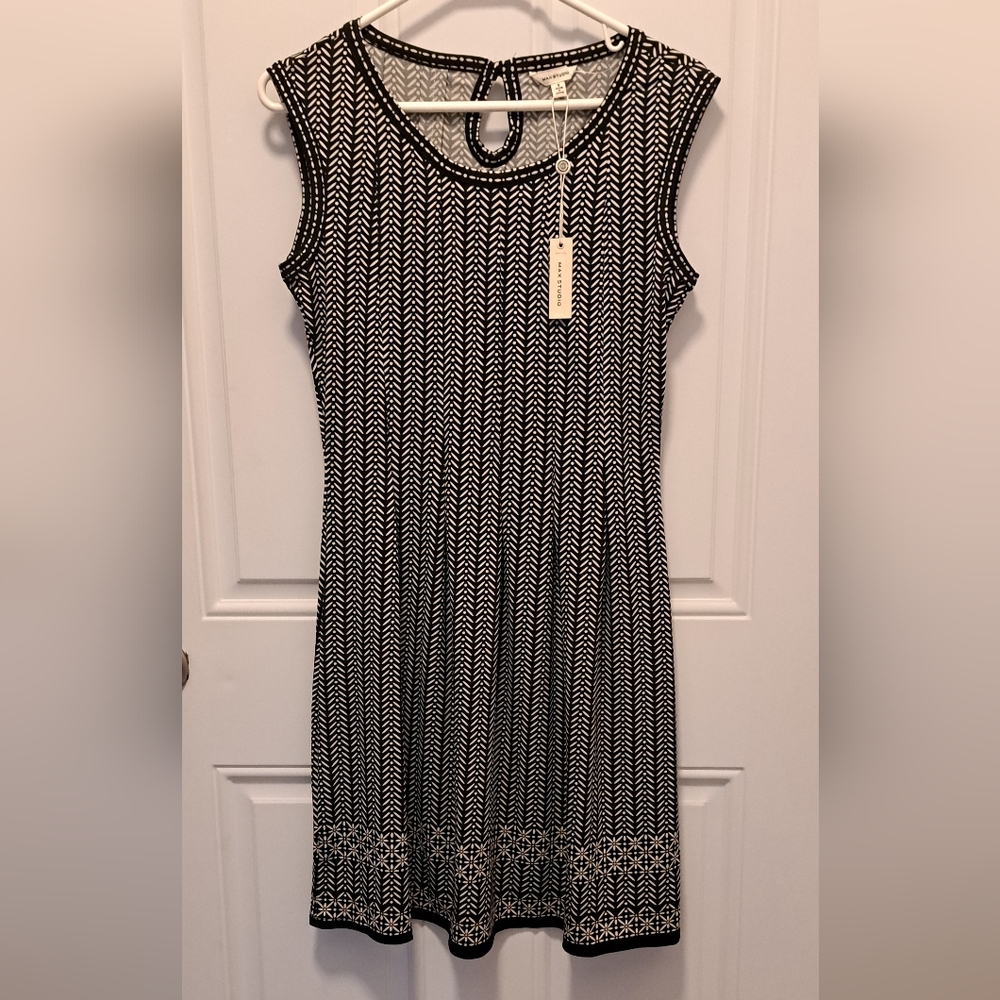 NWT Max Edition Women's black and white pattern dress, size small